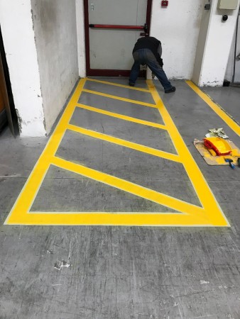 Realizzazione Strisce vie di fuga